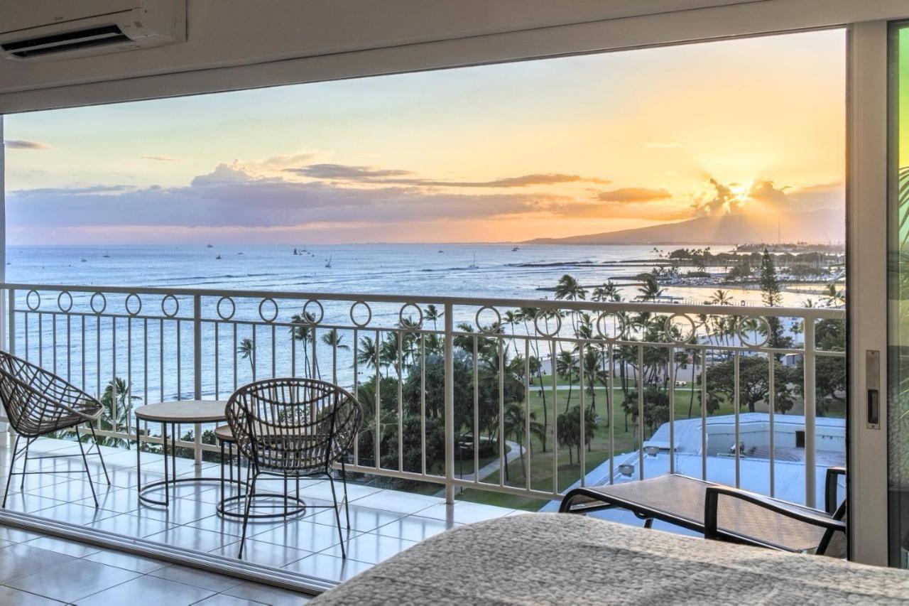 Waikiki Shore 1116 Beachfront هونولولو المظهر الخارجي الصورة
